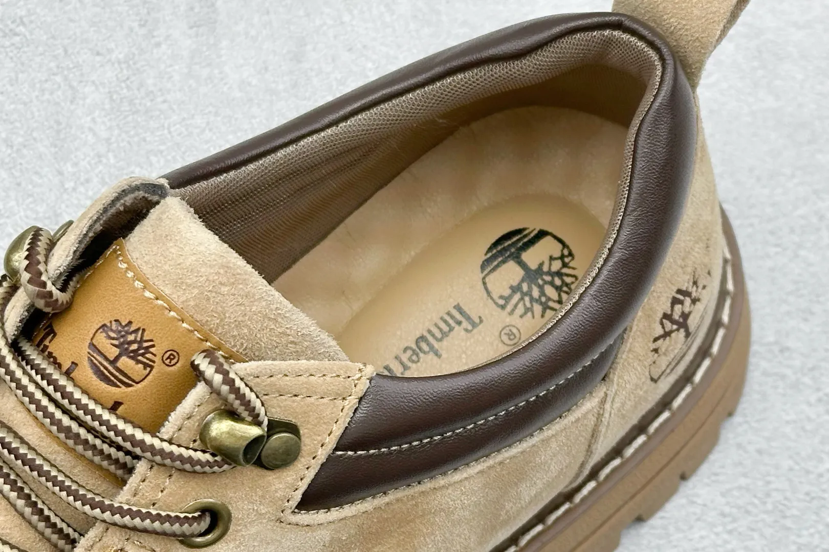 🐲💰 560 support store Timberland/Timberland classic outdoor low-top work casual shoes, classic re-upgraded, Guangdong factory quality, original box and original packaging, the fabric is made of Italian 🇮🇹 top-grade frosted cowhide, with anti-odor and anti-corrosion genuine leather latex insoles, giving you a perfect wearing experience, high quality and durable, a must-have for sportsmen, specializes in looking good, high-quality and first-class foot feel, exclusive supply Item number: TB73533 Size: 39-44 (one size larger)